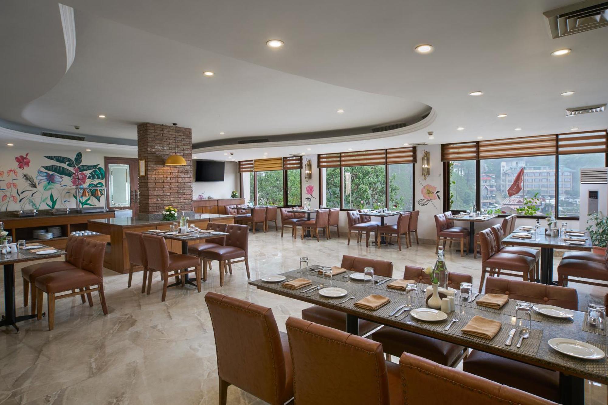 8Fold By Larisa Shimla Exterior foto